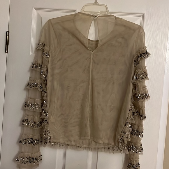 Anthropologie beige sequence and sheer shirt size small - Picture 4 of 4
